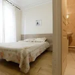 Bervic Montmartre מלון *