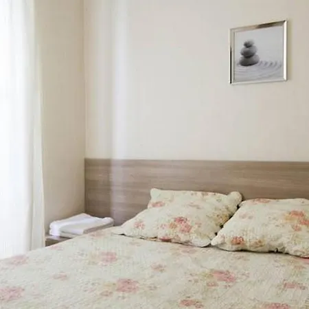 Hotel Bervic Montmartre Parijs
