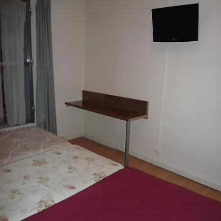 Bervic Montmartre Ξενοδοχείο *