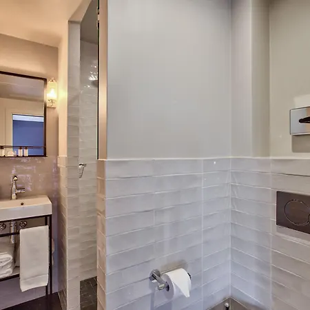 Bervic Montmartre ホテル パリ