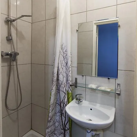 מלון Bervic Montmartre *