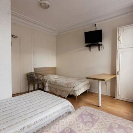 Bervic Montmartre * פריז