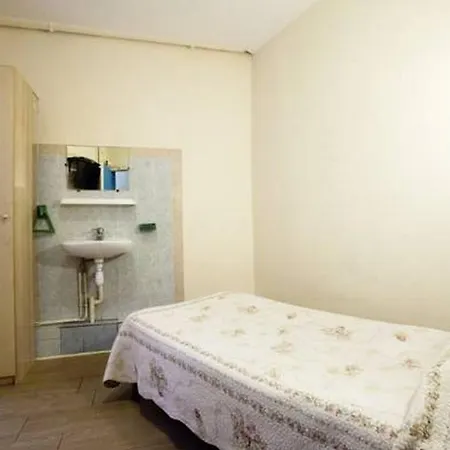 Bervic Montmartre פריז