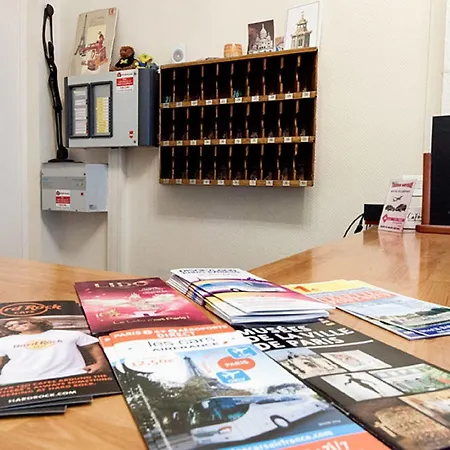 ホテル Bervic Montmartre *