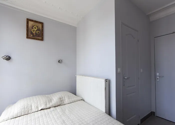 Bervic Montmartre Париж